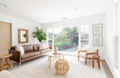 minimalist home decor tips for beginners on a budget