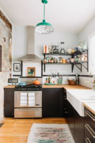 Renter-friendly kitchen decor that is stylish and functional