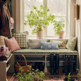 sustainable home decor ideas for perfect small entryway